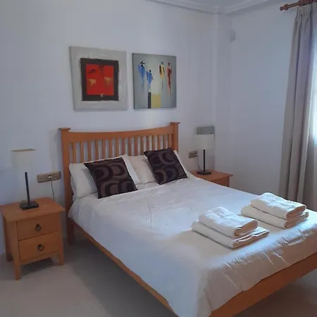 Lovely 2-bed Apartment Dehesa de Campoamor (Orihuela Costa)